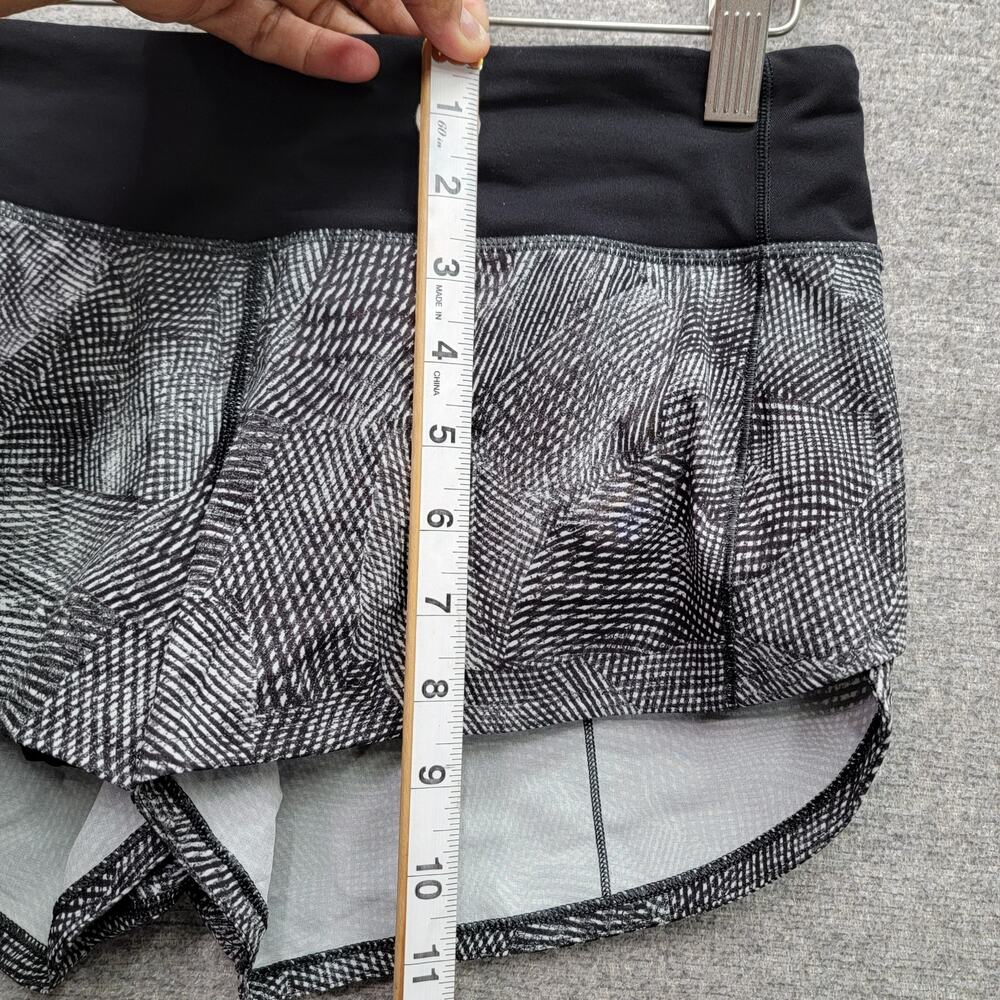 Lululemon Speed Up Running Shorts, Size 6 - image 8
